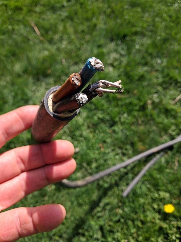 exvb 4x16  6.2m en 7m : 20eur, Doe-het-zelf en Bouw, Elektriciteit en Kabels, Ophalen, Gebruikt