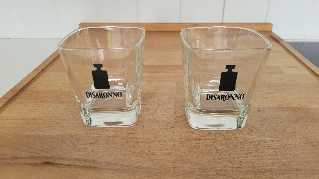 Disaronno 2 nieuwe glazen, nooit gebruikt, Verzamelen, Ophalen