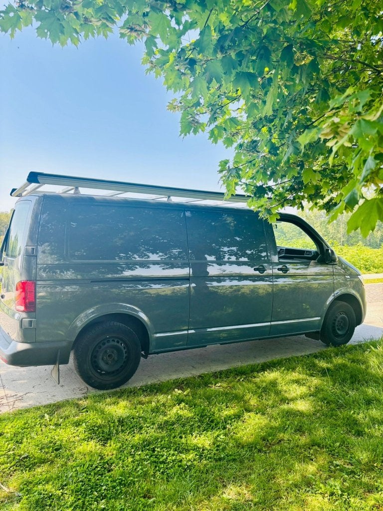 Volkswagen Transporter 6.1 L2, Auto's, Automaat, 1998 cc, Stof, Euro 6
