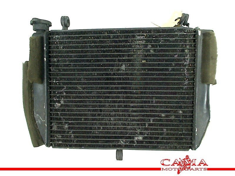 RADIATEUR EAU YZF R6 1999-2002 (YZF-R6 5EB 5MT) (32118TOYO), Dhr. S. di Majo, Utilisé, Info@cama-motorparts.nl, P.J. Troelstraweg 8 8
3144 CX  MAASSLUIS, NL