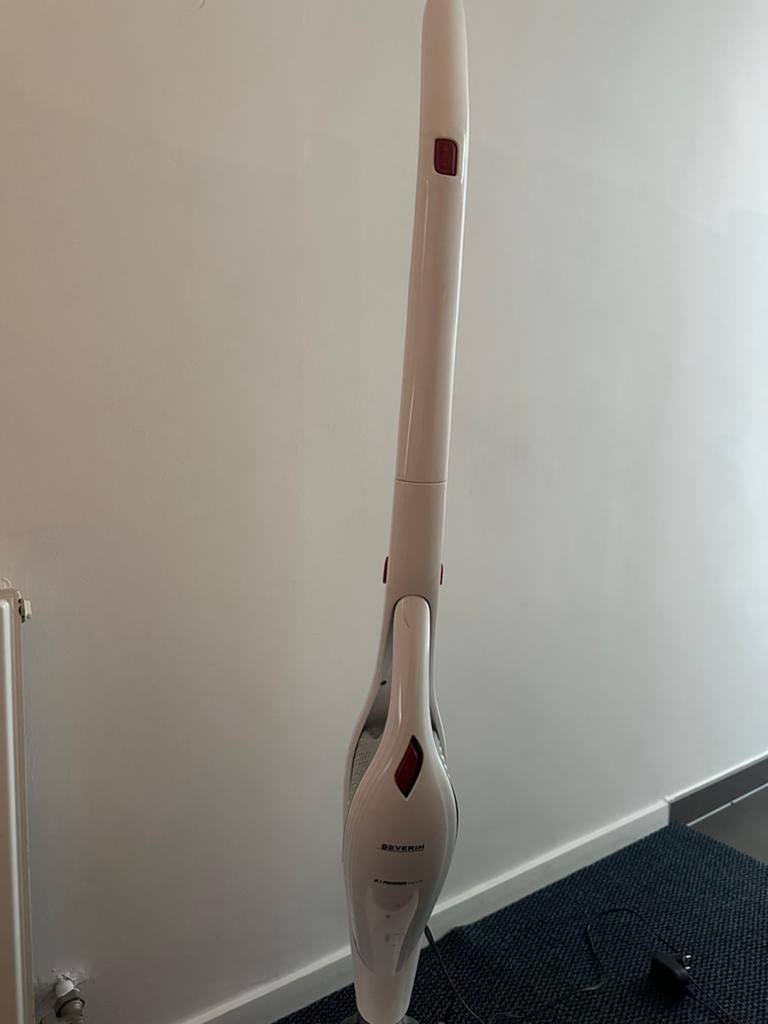 Severin 2 in 1 hand en steelstofzuiger, Enlèvement, Comme neuf, Aspirateur balai