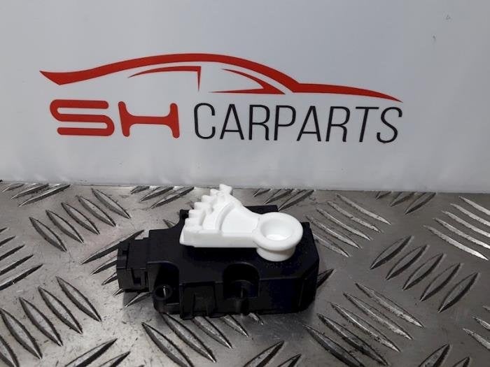 Clapet chauffage moteur d'un Mercedes B-Klasse, 3 mois de garantie, Utilisé, -, -