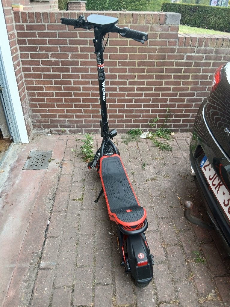 Offroad Electrische step 25 km, Ophalen, Zo goed als nieuw
