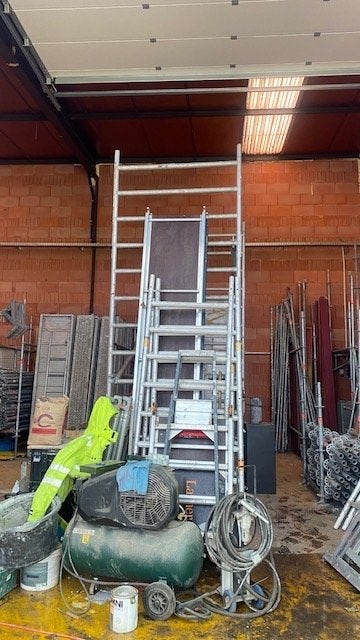 Stelling tot 3,4 meter hoog, Doe-het-zelf en Bouw, Steigers, Gebruikt, Rolsteiger of Kamersteiger, 2 tot 5 meter, Ophalen