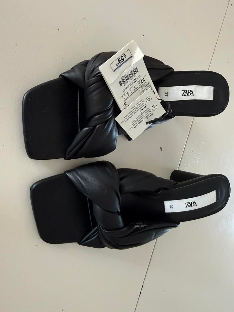 Schoenen leder zwart maat 37 Zara, Schoenen met lage hakken, Zwart, Nieuw, Ophalen of Verzenden