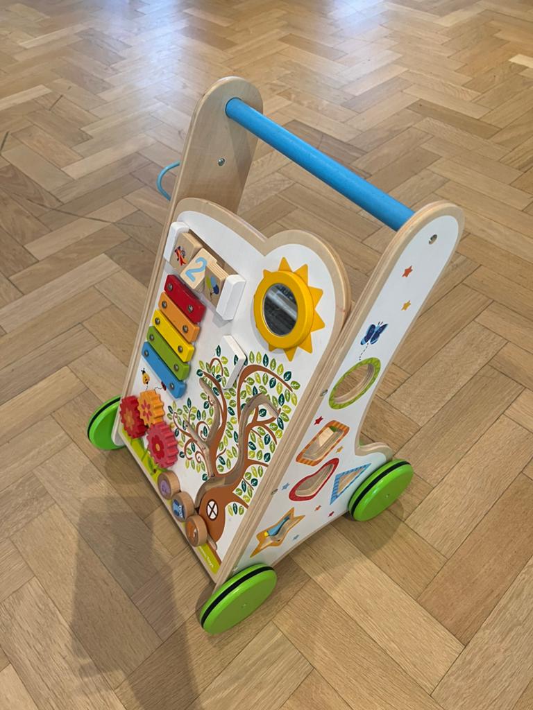 Chariot de marche multi-activités, Enfants & Bébés, Enlèvement, Comme neuf, Jouet à Pousser ou Tirer