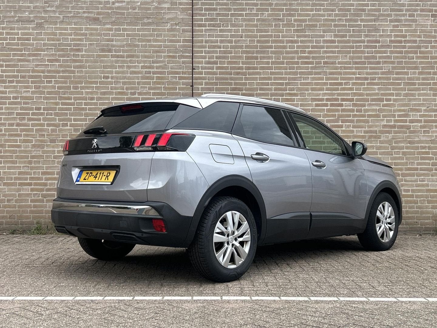 Peugeot 3008 1.2 PureTech Active | € 8.200,- NETTO!, Auto's, Parkeersensor, Handgeschakeld, 119 g/km, SUV of Terreinwagen