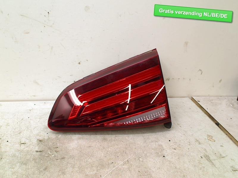 FEU ARRIÈRE DROIT INTERNE Golf VII (AUA) (5G0945094AG), Volkswagen, Volkswagen AG, Utilisé, Kundenbetreuung@volkswagen.de