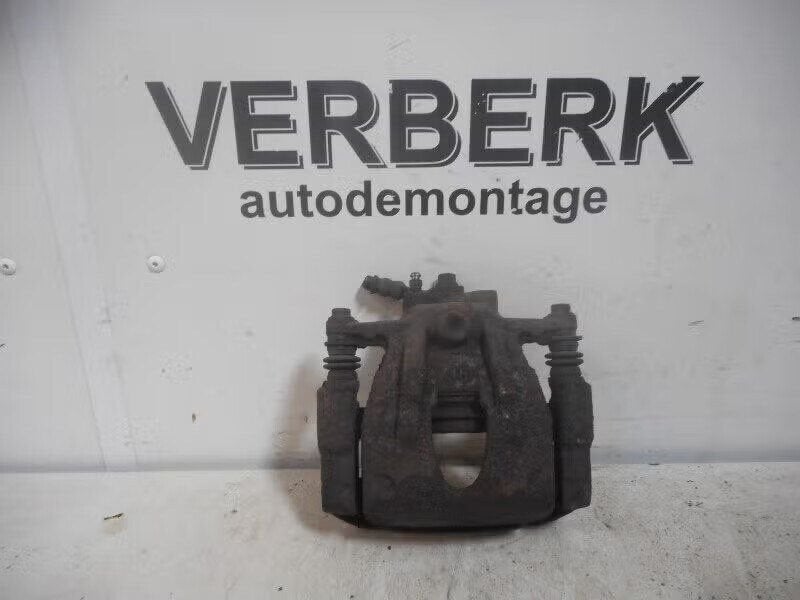 REMKLAUW RECHTS VOOR Opel Corsa C (F08 / 68), Bahnhofsplatz 65423 Rüsselsheim am Main, DE, Gebruikt, Opel, Opel Automobile GmbH