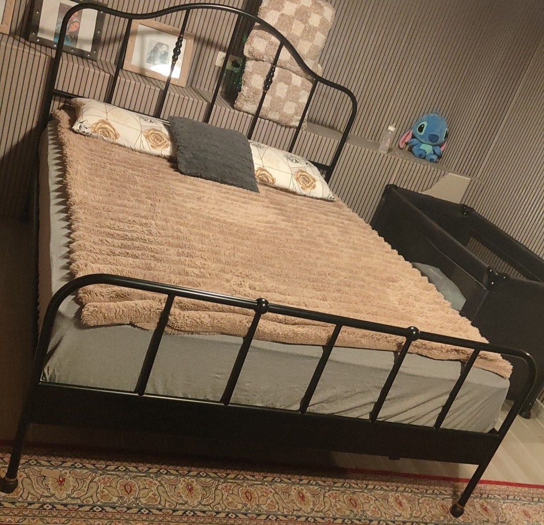 Bed met matrass, Ophalen