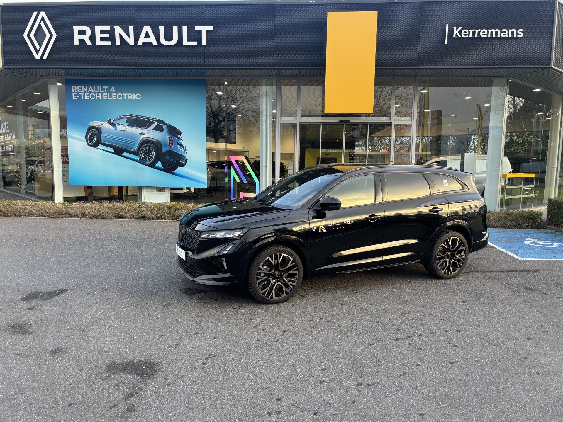 Renault Espace E-Tech full hybrid 200 esprit Alpine 7p., https://public.car-pass.be/vhr/8a8a7fe9-b27b-4e68-944e-9669e01e9c07, 1199 cc