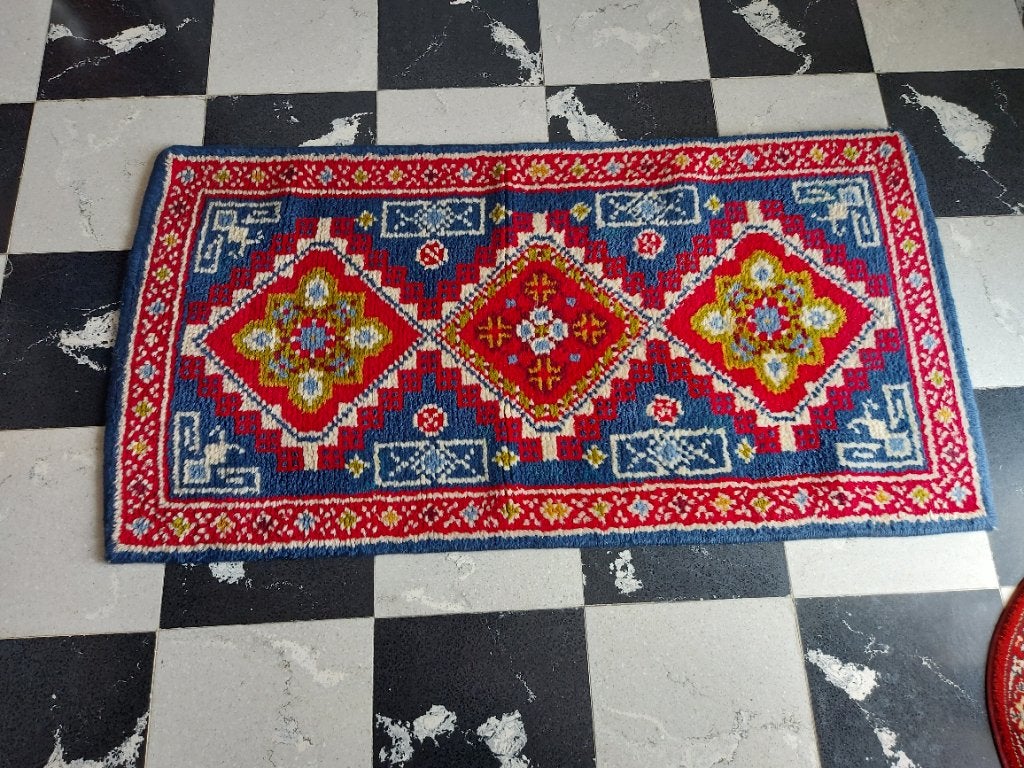Handgeknoopt tapijt 133cm x 70cm, 100 à 150 cm, Comme neuf, Enlèvement, 50 à 100 cm