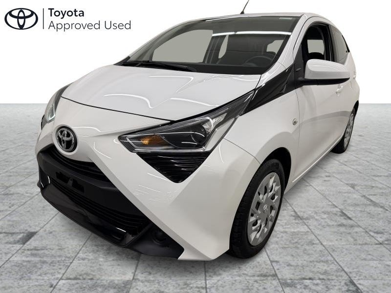 Toyota Aygo X-play, Autos, Toyota, Achat, 998 cm³, Euro 6, Boîte manuelle