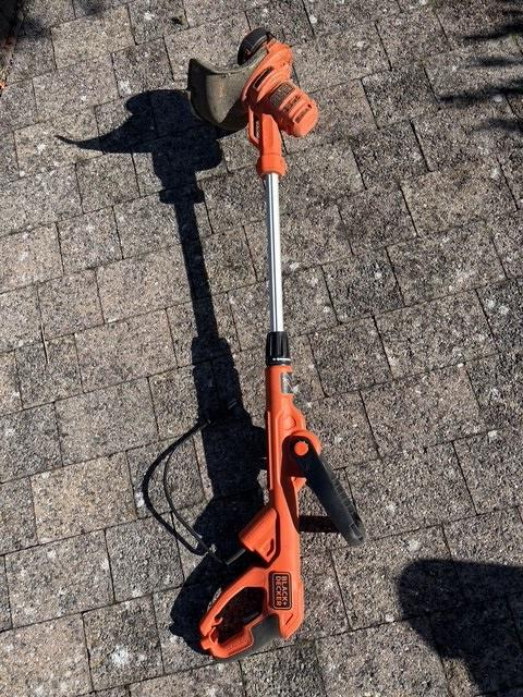 Elektrische kantmaaier Black & Decker, Tuin en Terras, Grastrimmers, Ophalen, 10 tot 30 cm, Elektrisch, Black & Decker