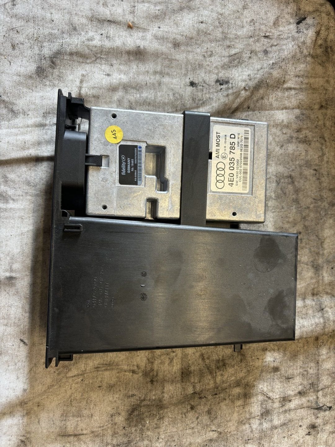 Audi A6 AUX/USB aansluitingen 4E0035785D, Auto-onderdelen, Gebruikt, -, -, -