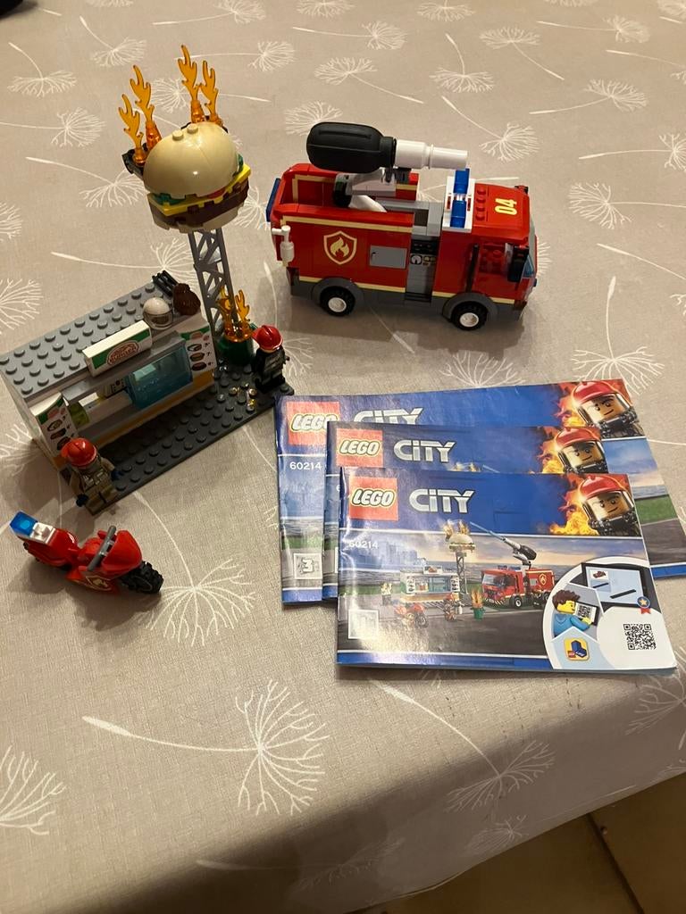 Lego city 60214 burger bar fire rescue, Ophalen, Zo goed als nieuw, Lego, City
