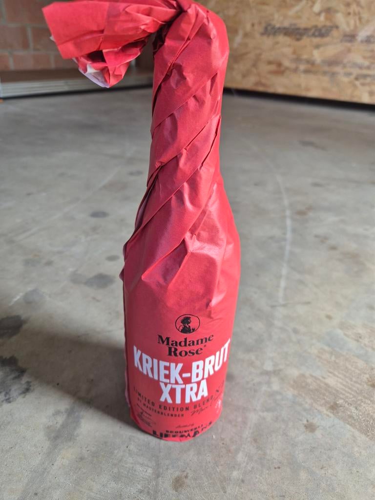 6 dozen kriek in doos, Ophalen