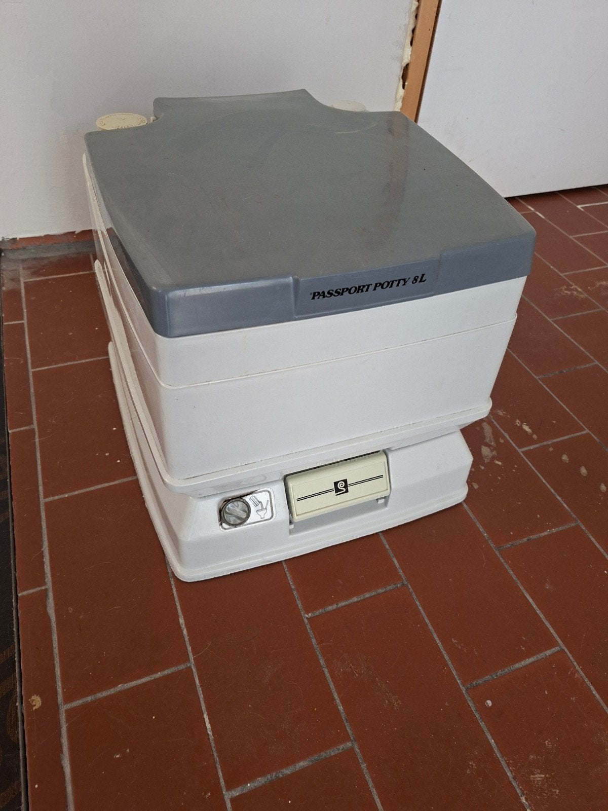 Porta Potty 8 Liter campingtoilet, Ophalen of Verzenden, Gebruikt
