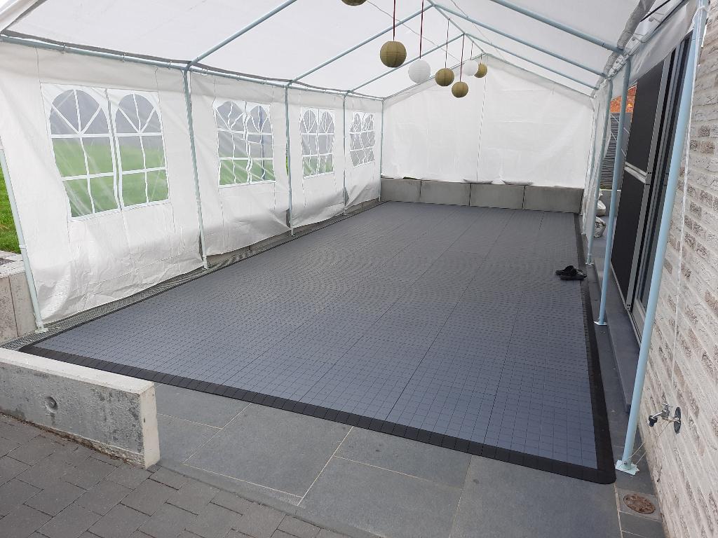 plancher de tente, Enlèvement, Comme neuf
