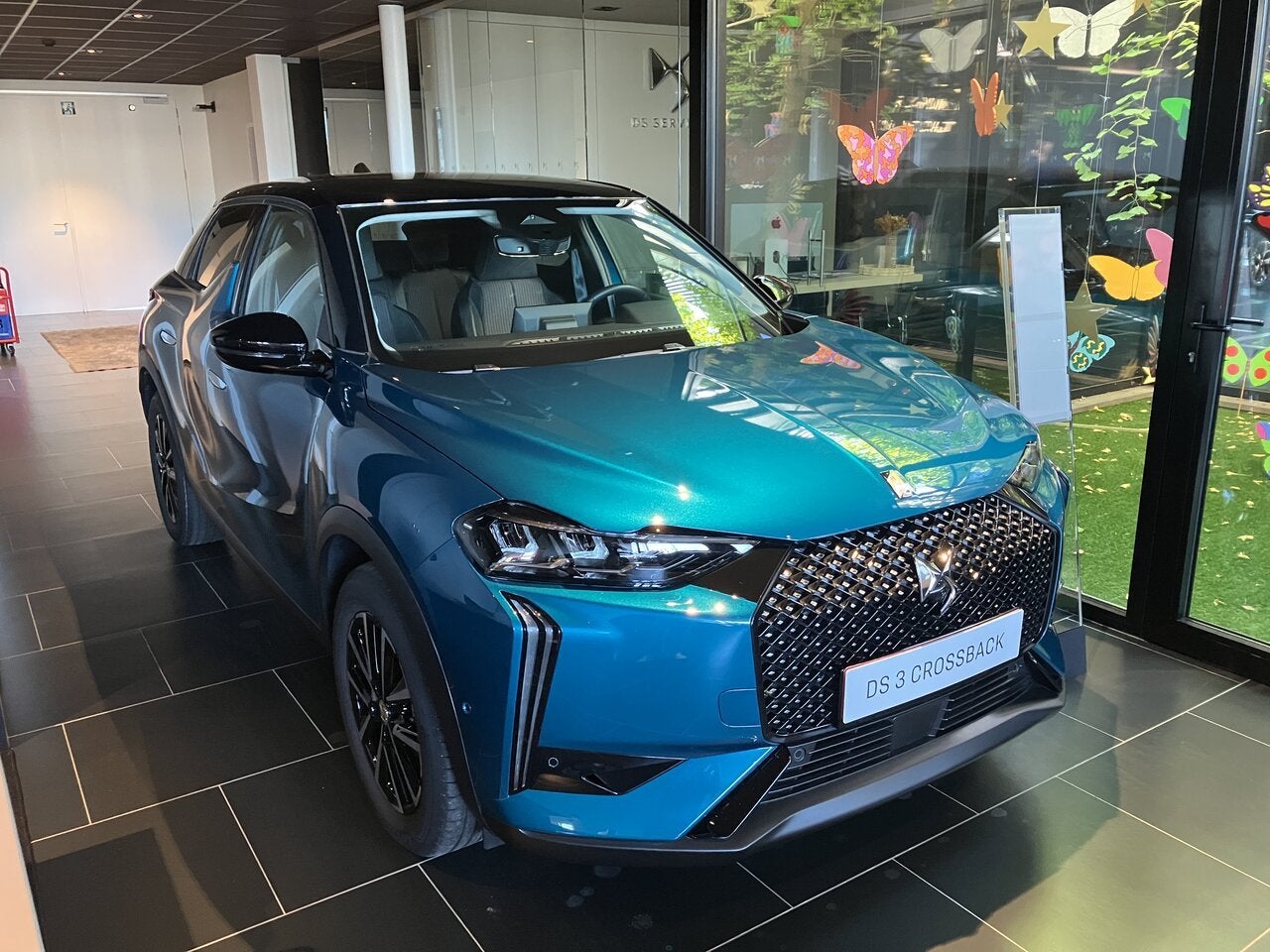 DS Automobiles DS3 Crossback Hybride 135PK Edition France *, Autos, 0 kg, 5 portes, 5 places, Automatique