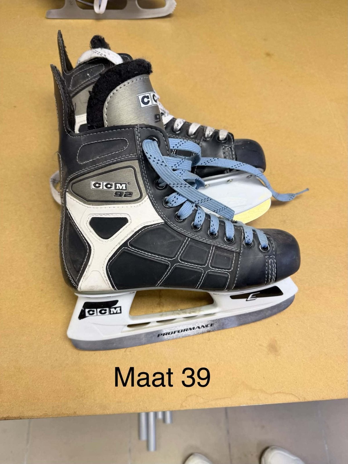 Hockey schaatsen maat 39, Ophalen, Gebruikt, IJshockeyschaatsen