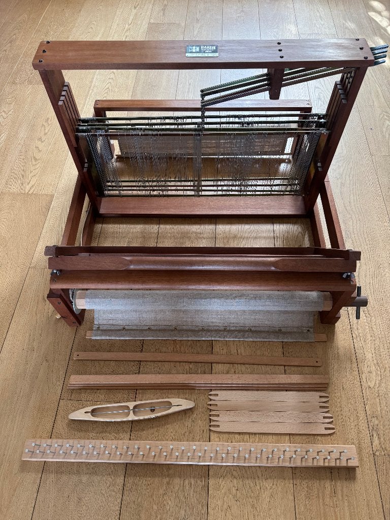 Harris weefgetouw met 4 assen, 24” /61 cm + accessoires, Ophalen, Overige thema's, Hout, Zo goed als nieuw