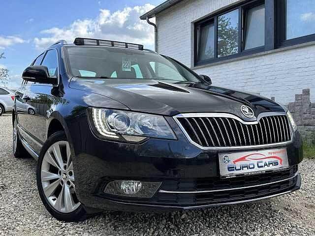 SKODA Superb Combi SW 1.6 CR TDi Elegance FULL OPTIONS/TOIT, Autos, Skoda, Cruise Control, Euro 5, Achat, Entreprise