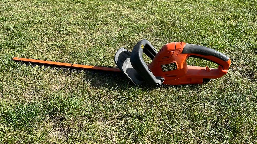 Elektrische heggenschaar Black + Decker, Ophalen, Zo goed als nieuw