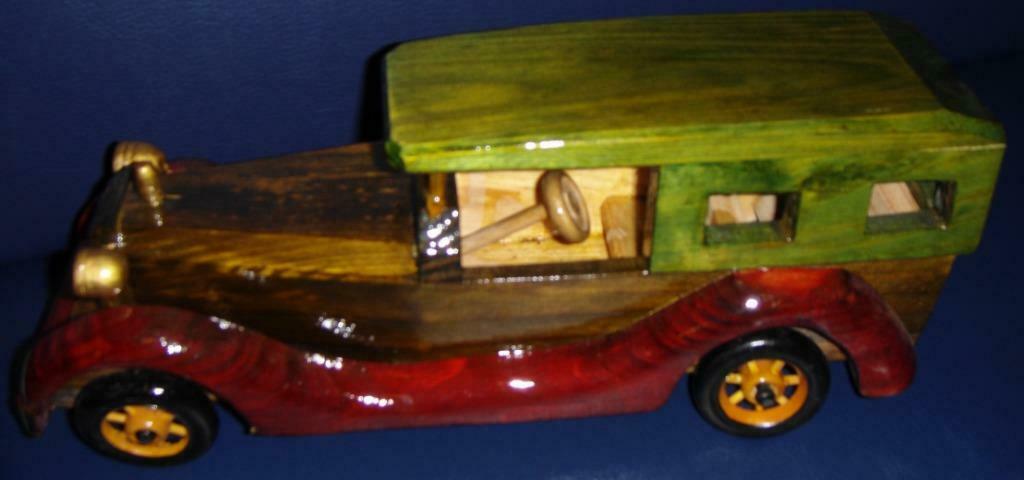 Ancienne voiture en bois peint et verni , de 30,5 cm, Ophalen of Verzenden