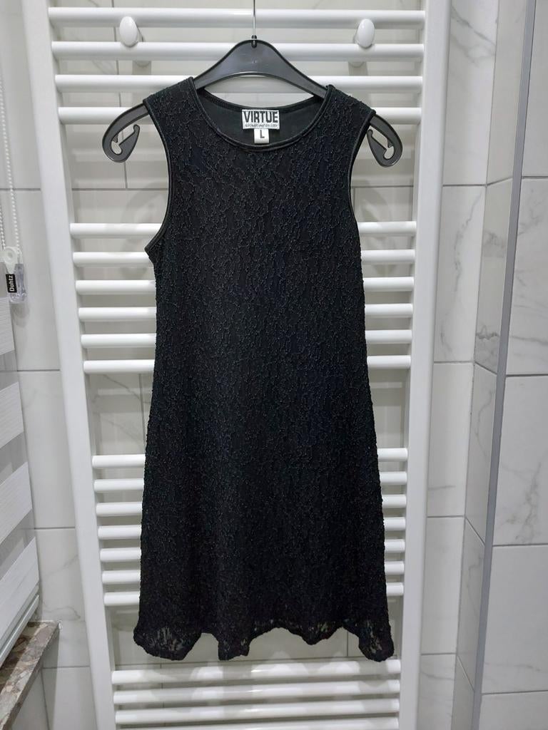 Robe  stretch vintage doublée dentelle  M à L 10 euros, Ophalen of Verzenden, Zo goed als nieuw