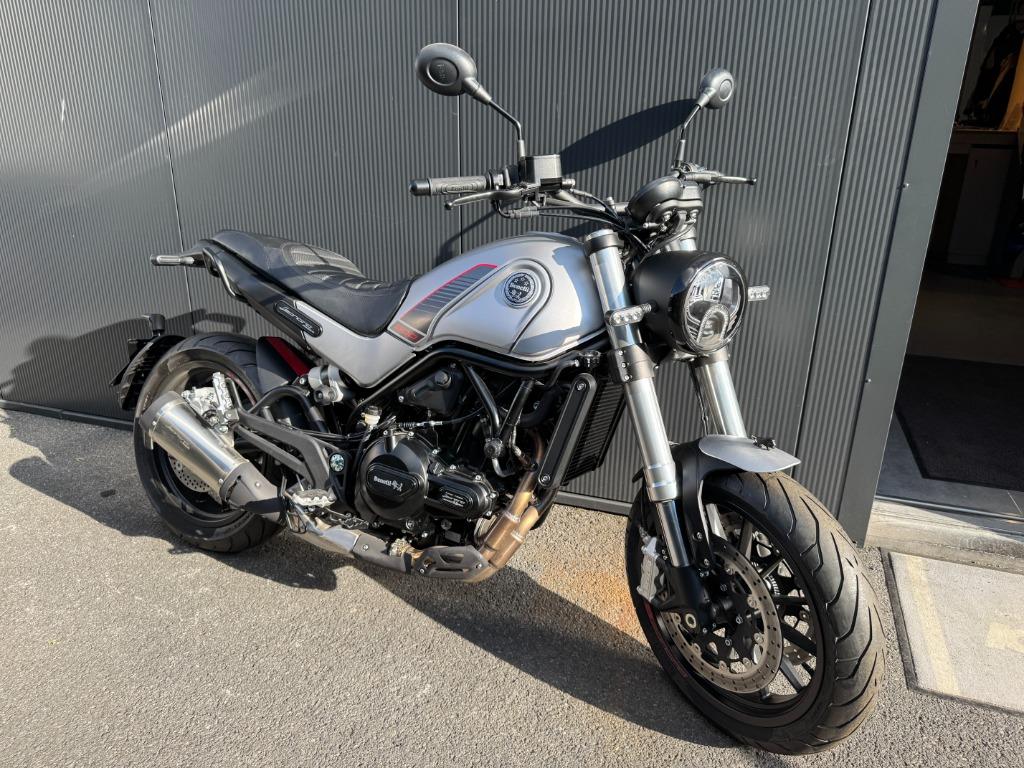 Benelli - Leoncino 500, 2 cilinders, Bedrijf, Meer dan 35 kW, Minimaal motorrijbewijs A2