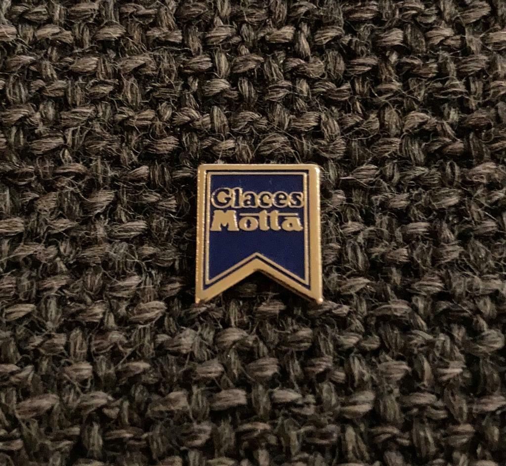 PIN - GLACES MOTTA - ICE CREME - GLACE - IJS, Envoi, Utilisé, Marque, Insigne ou Pin's