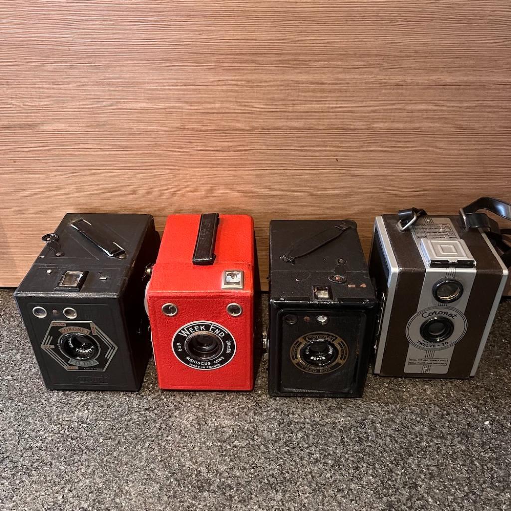 3 Coronet box + 1 Week End(rood) camera's (Specials), Ophalen of Verzenden, Gebruikt, Compact, Overige Merken