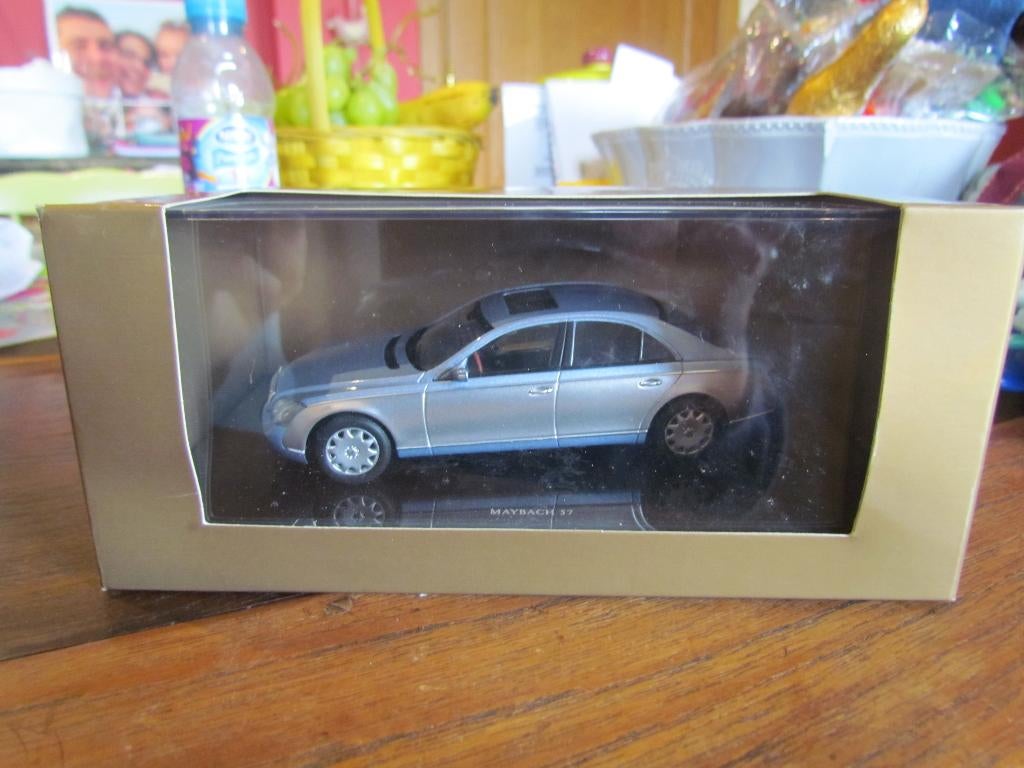 Minichamps Maybach 57 Pack Collector 1/43, Hobby en Vrije tijd, Ophalen of Verzenden, Nieuw, Auto, MiniChamps