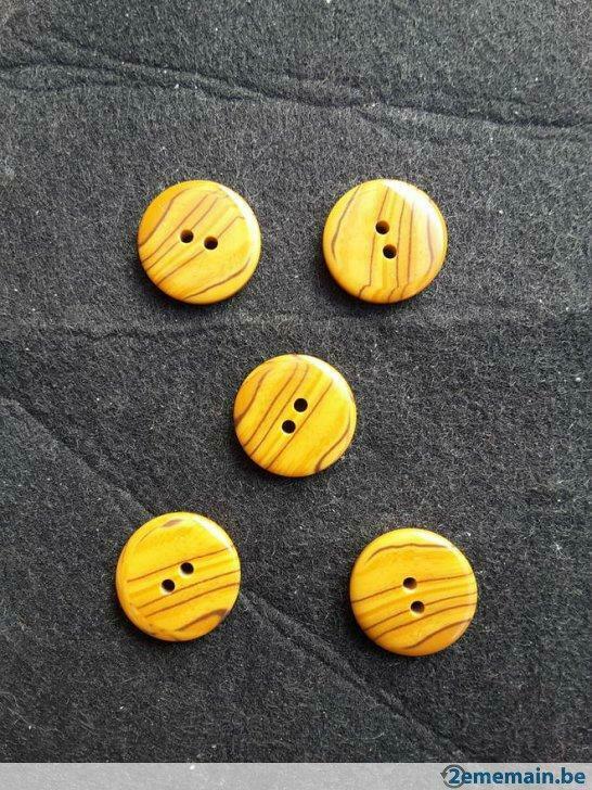 18 mm knopen glanzend imitatie hout patroon 2 gaats B1818, Ophalen of Verzenden, Nieuw, Knoop of Knopen