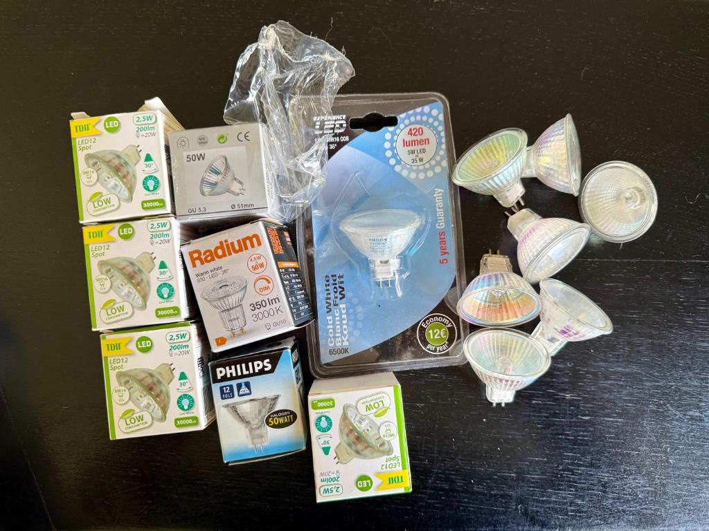 Lot de lampes halogènes, Maison & Meubles, 30 à 60 watts, Enlèvement, Utilisé, Ampoule halogène