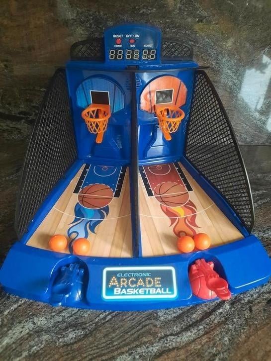 Jouets, basket-ball, salle d'arcade, avec piles, Enlèvement ou Envoi, Comme neuf, Garçon ou Fille