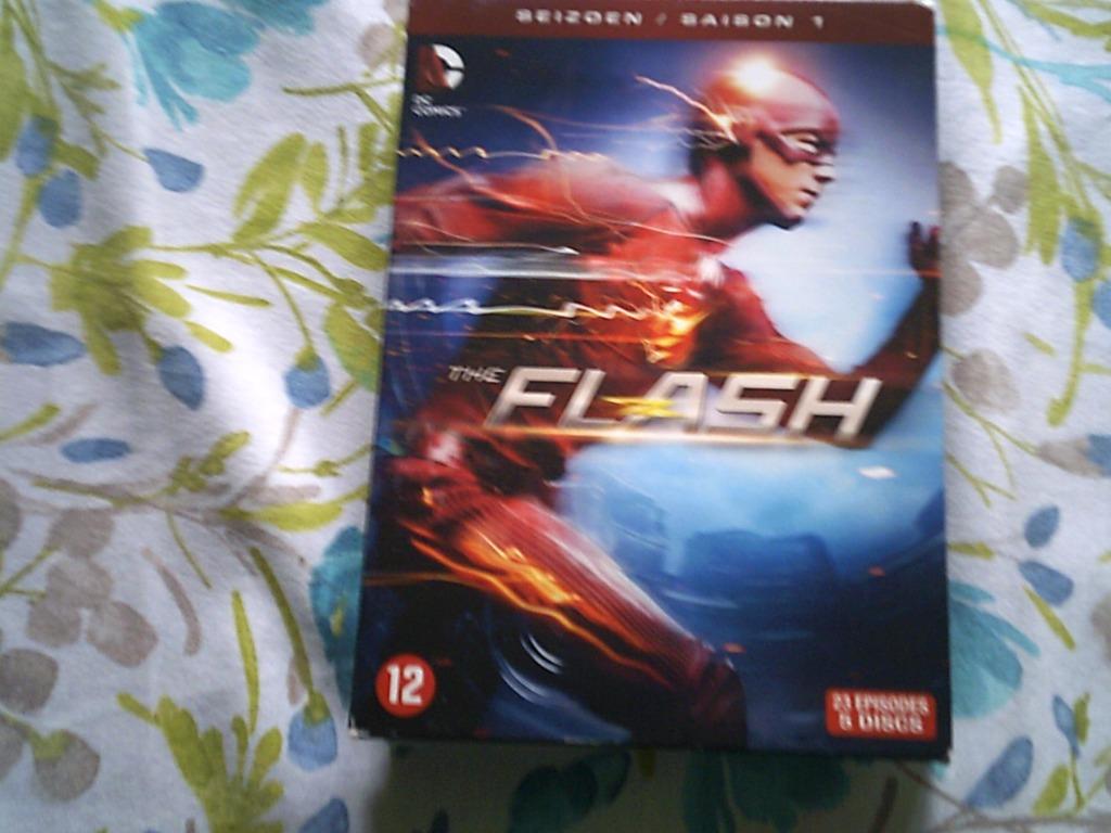 Dc series deel 2, Boxset, Science Fiction en Fantasy, Ophalen of Verzenden, Zo goed als nieuw