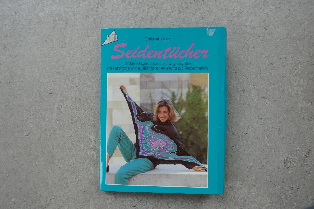 Seidentücher - Zijdeschilderen sjaal  10 modellen, Boeken, Ophalen of Verzenden, Zo goed als nieuw, Christel Keller