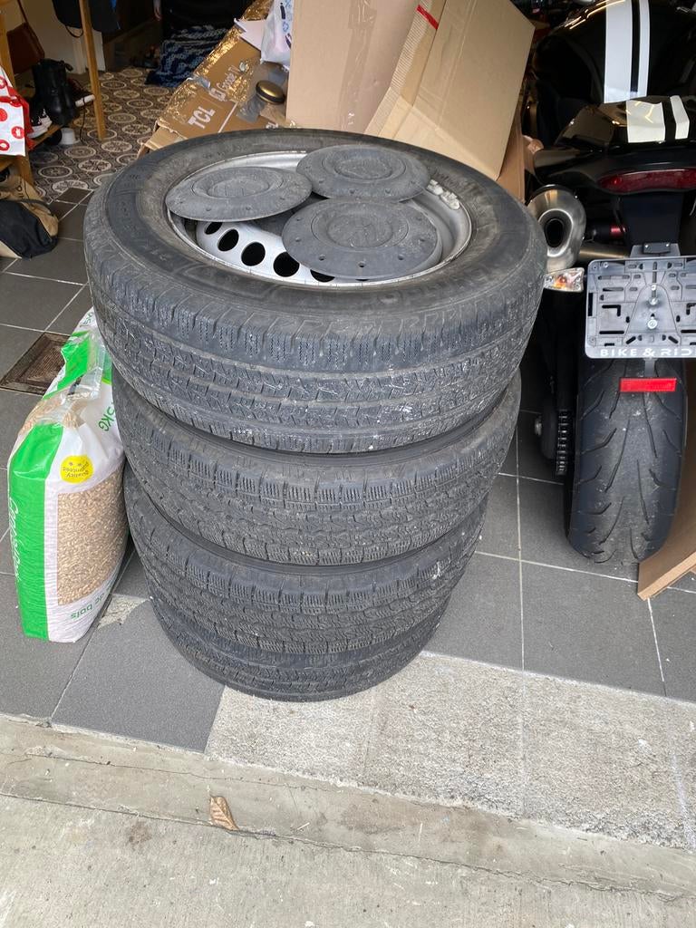 Jantes Volkswagen Transporter T5, pneus d'hiver, Autos : Pièces & Accessoires, Enlèvement, Pneus hiver, Pneu(s)