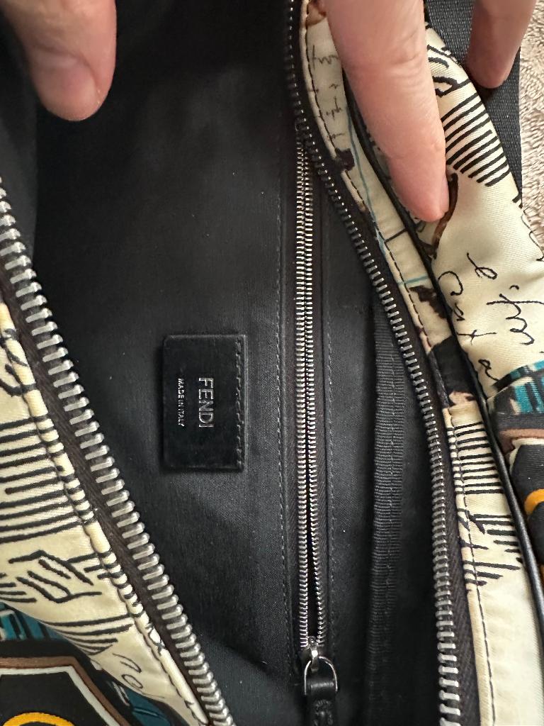 Saccoche fendi, Ophalen, Zo goed als nieuw, Overige kleuren, Overige merken