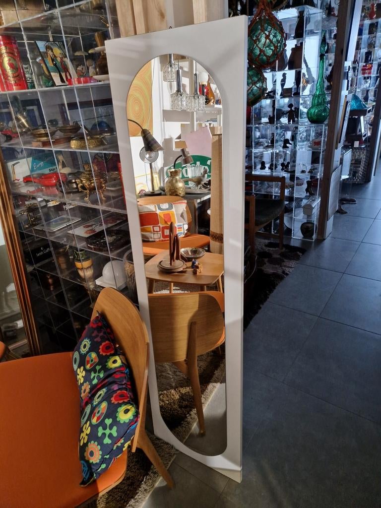 Grote afgeronde retro spiegel , 150 cm met ophangsysteem of, Ophalen of Verzenden, Gebruikt, Minder dan 50 cm, 100 tot 150 cm