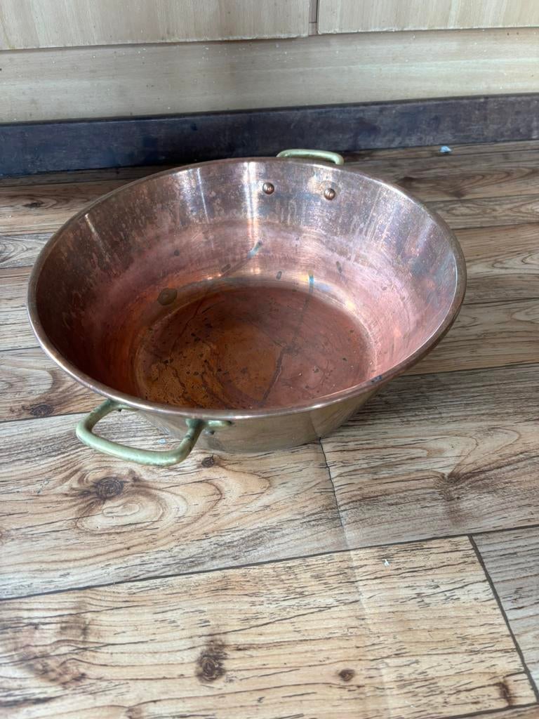 Koperen pot om confituur te maken, Ophalen