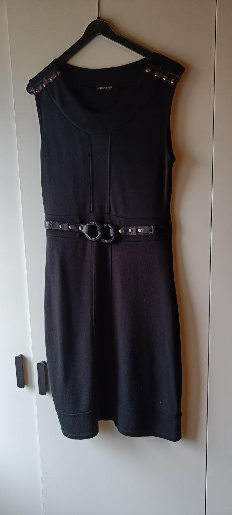 Zwart kleedje zonder mouwen, Kleding | Dames, Zwart, Zo goed als nieuw, Boven de knie, Ophalen