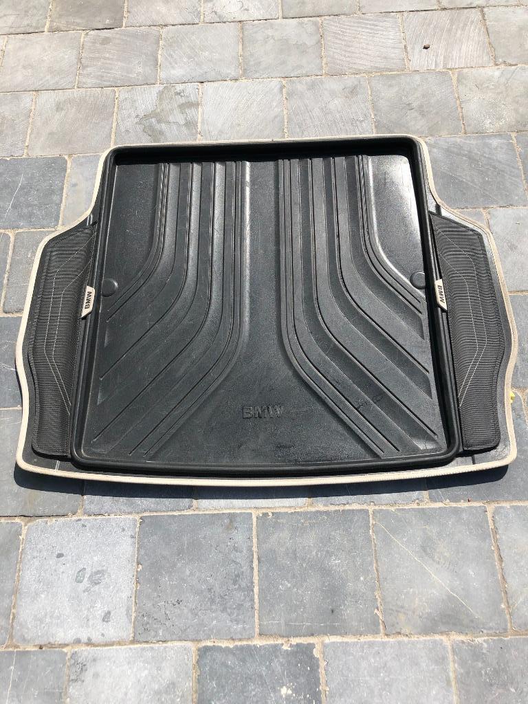 Tapis de coffre BMW série 1 F21 (1N51), Enlèvement, Utilisé
