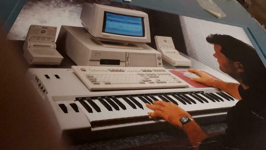 Keybord Computer Music Station merk Fatar + Drum machine enz, Musique & Instruments, Claviers, Connexion MIDI, Autres nombres