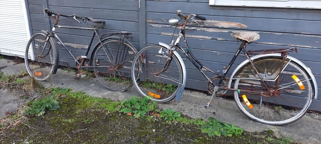 Antieke fietsen voor de tuin, Fietsen en Brommers, Ophalen, Zo goed als nieuw