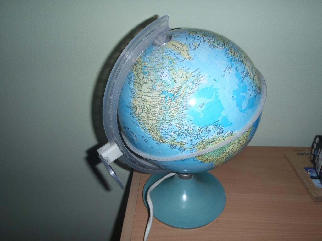 mappemonde lumineuse, Enlèvement, Lumineux, Comme neuf