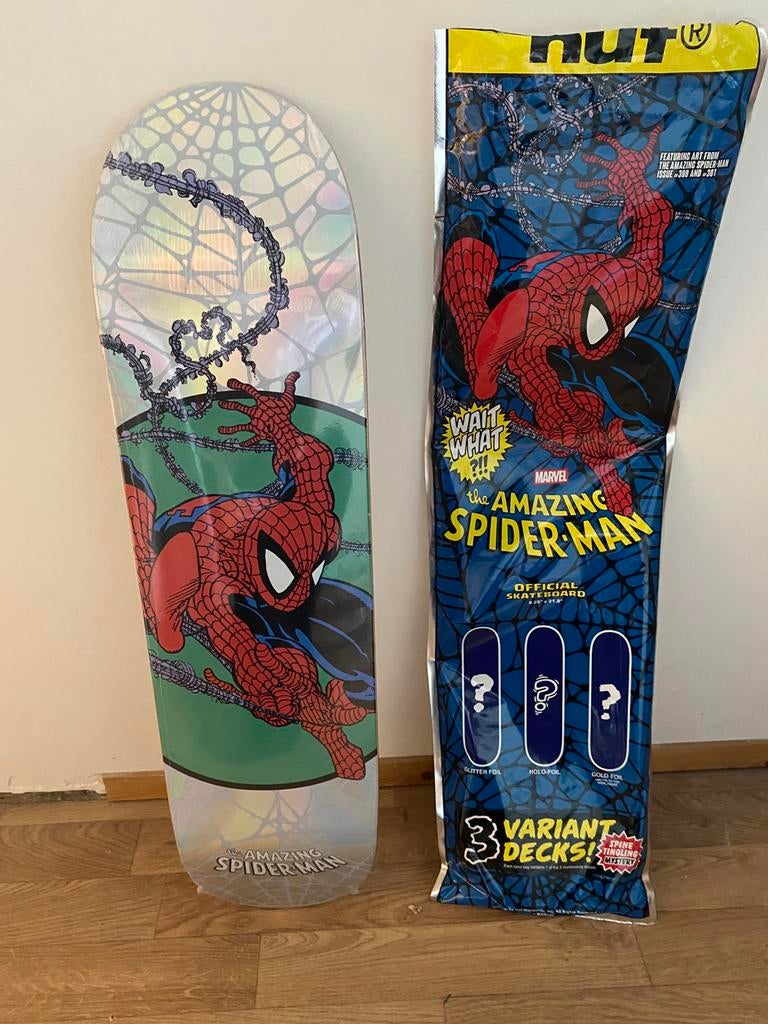 HUF x Marvel – The Amazing Spider-Man skateboard deck, Sport en Fitness, Skateboarden, Ophalen, Nieuw, Skateboard