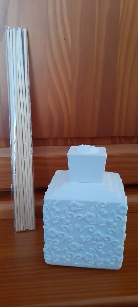 Bouteille parfum d'intérieur Blanc Mariclo, Enlèvement ou Envoi, Comme neuf